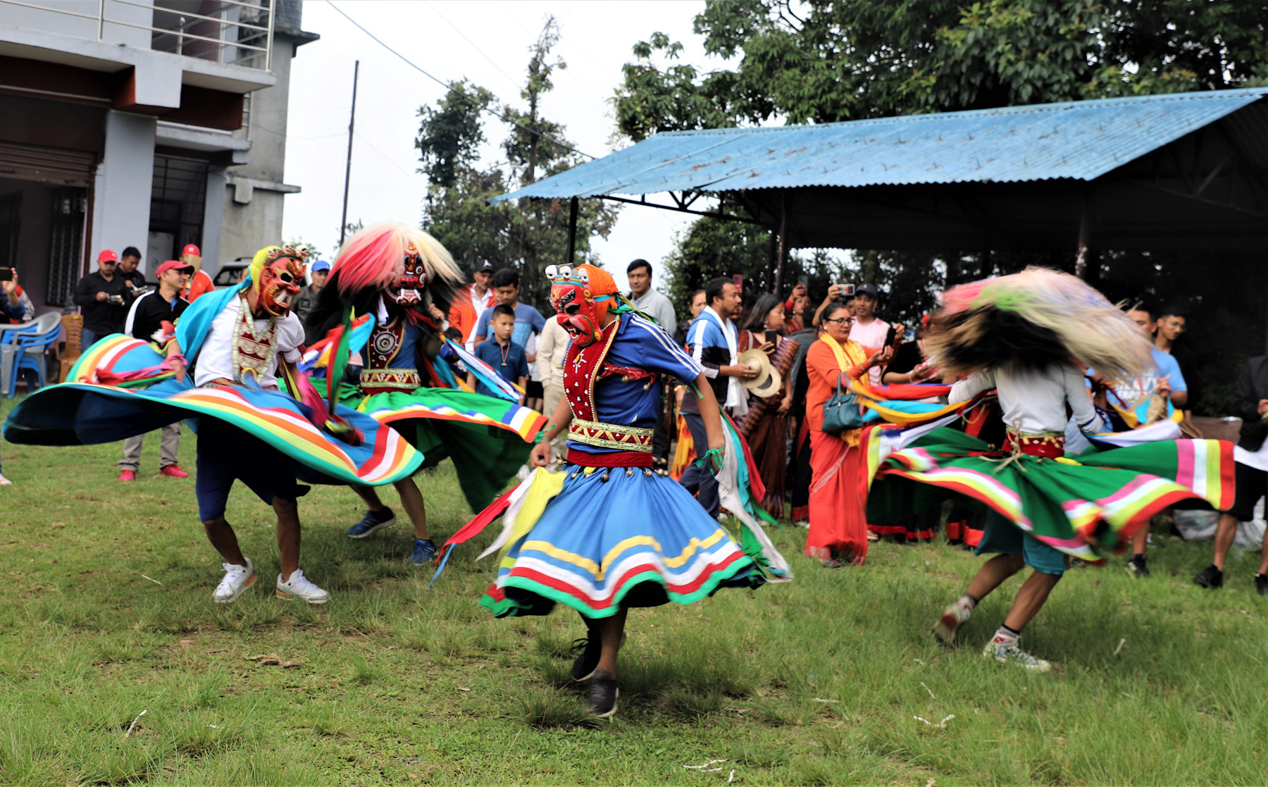 ताप्लेजुङमा लाखे नाच सुरु