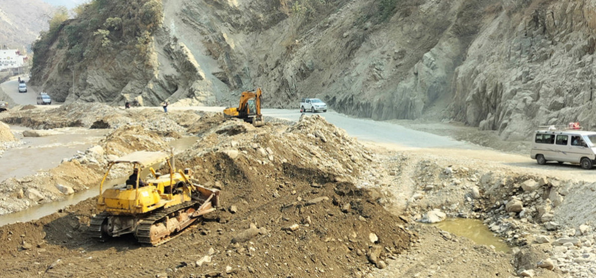 सम्भावित जोखिमलाई मध्यनजर गर्दै बिपी राजमार्ग बन्द