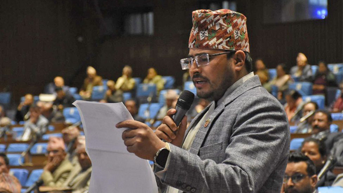 प्रचण्डलाई ज्ञानेन्द्र शाहीको चेतावनी – जातजातिलाई भड्काएर आफ्नो रोटी नसेक्नुस्