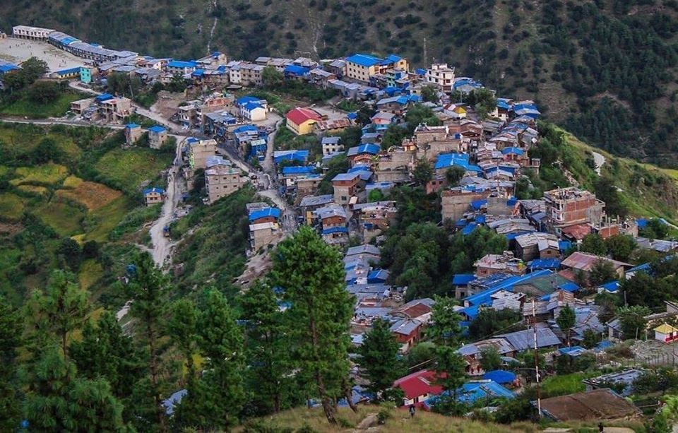मुगुको व्यथाः  पुस्तौँदेखि दियालोकै भर