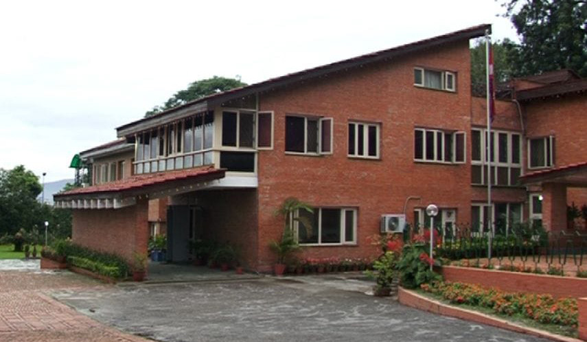 प्रतिनिधिसभाको अवरोध खुलाउने विषयमा  बालुवाटारमा शीर्ष नेताको छलफल सुरु