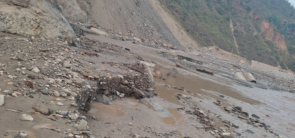 काभ्रेको नमोबुद्धस्थित कटुञ्जेदेखि रोशीको मङ्गलटार सडकखण्ड आज बिहानदेखि अवरुद्ध