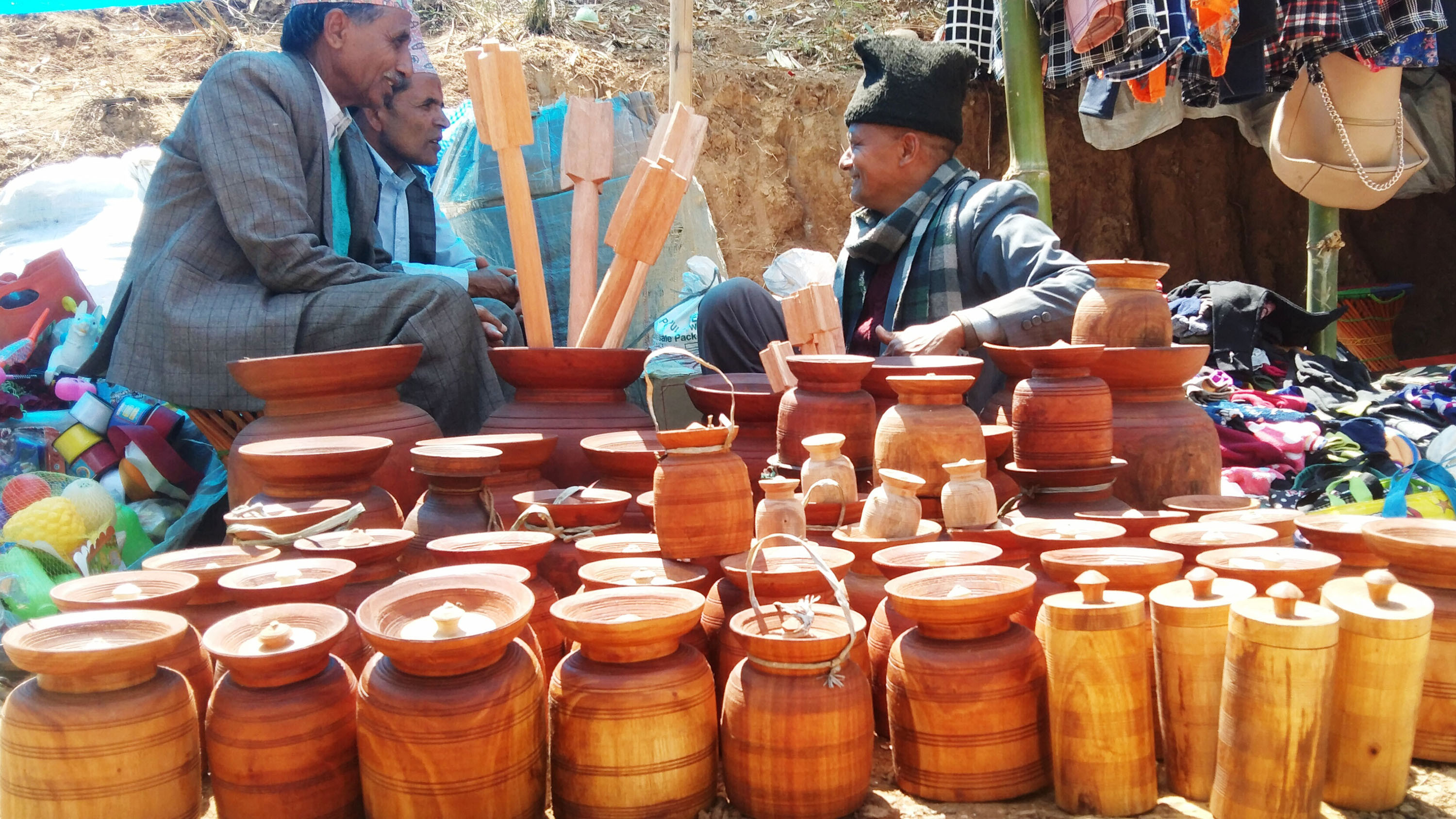 चैतेदशैँ मेलामा ठेकीको व्यापार