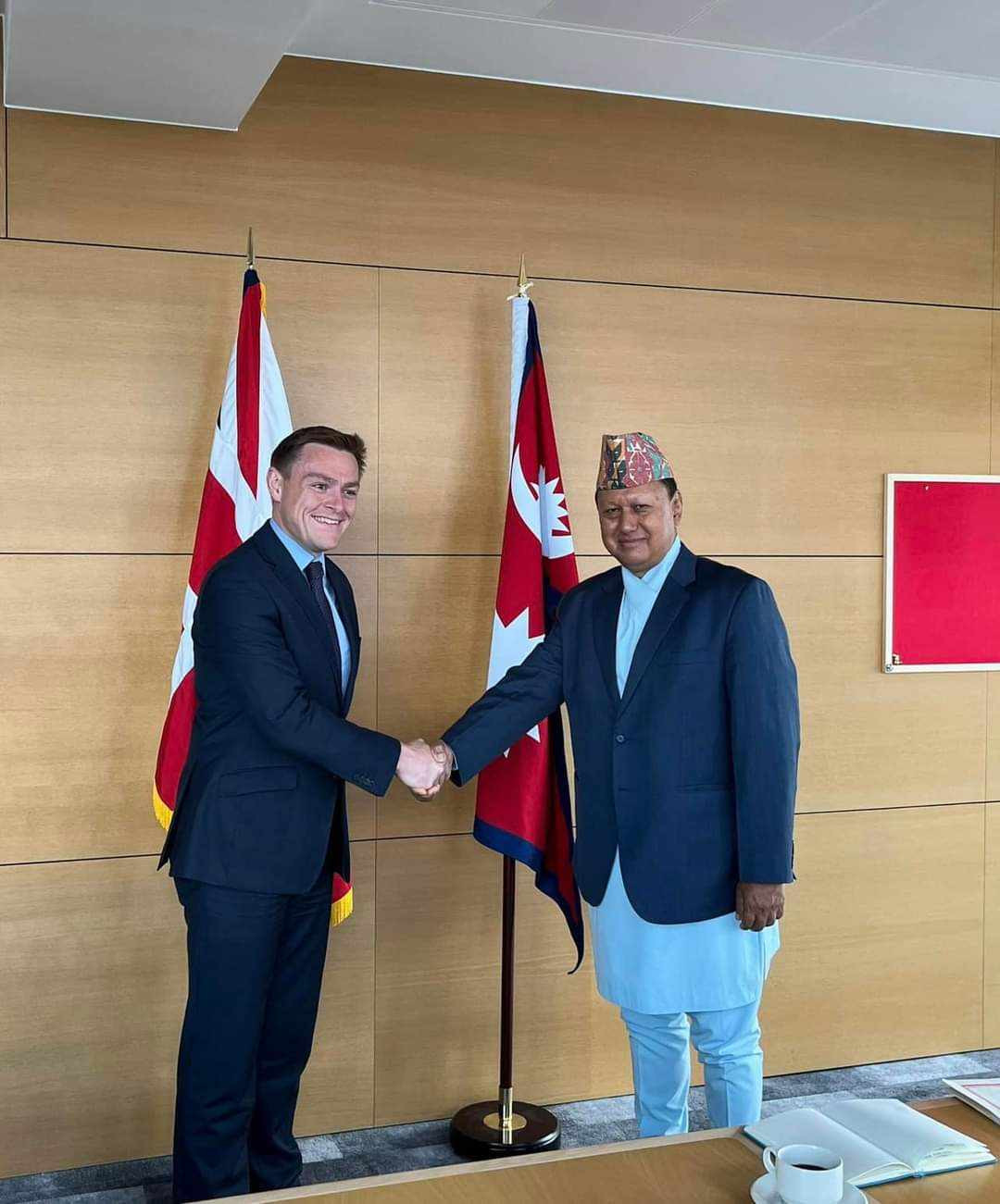 नेपालको स्वास्थ्य क्षेत्रमा बेलायतको सहयोग जारी रहन्छः बेलायती स्वास्थ्य राज्यमन्त्री क्वीन्स