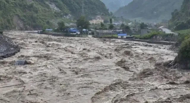 भोटेकोशी बाढी प्रभावित क्षेत्रमा आज भारी वर्षाको सम्भावना