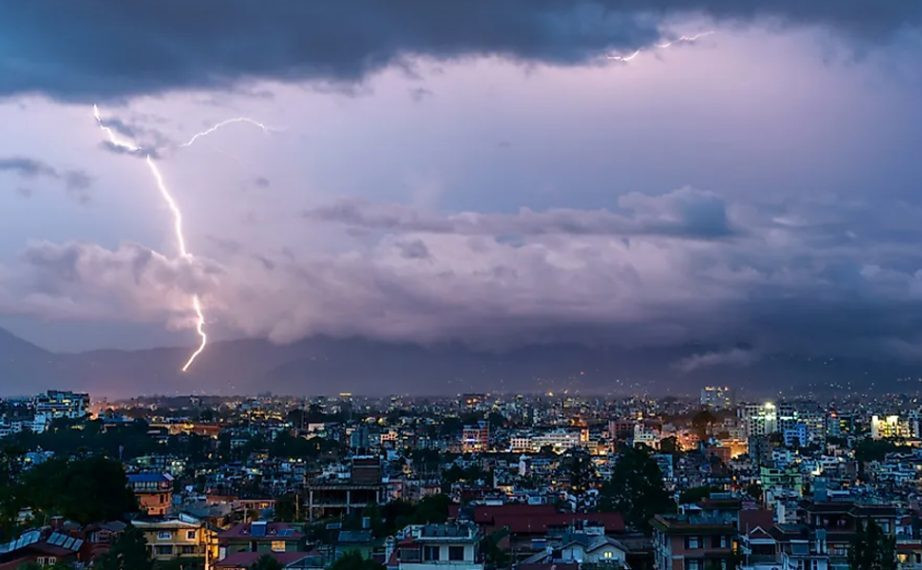 आजको मौसमः मेघगर्जनसहित वर्षाको सम्भावना