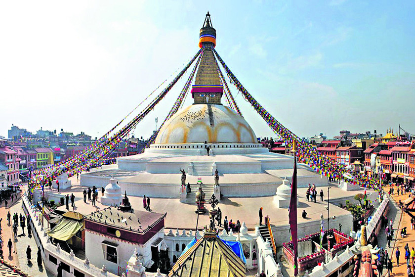 एक वर्षदेखि मर्मतको पर्खाइमा बौद्ध स्तुप क्षेत्रको सडक