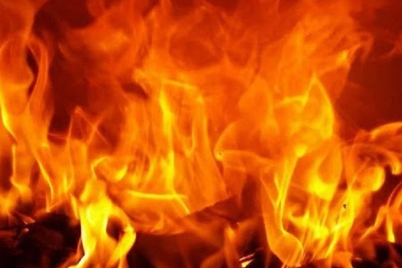 जङ्गलको आगो घरमा सल्कियो, एक अशक्त युवकको मृत्यु