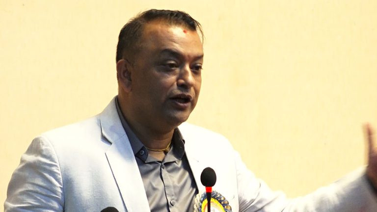 मेरै पुस्ताको व्यक्ति प्रधानमन्त्री बन्नुपर्छः गगन थापा