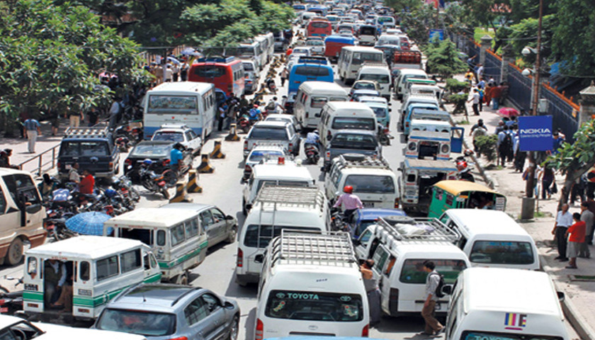 ट्राफिक जामका कारण उपत्यकामा वार्षिक एक खर्ब १६ अर्बको क्षति