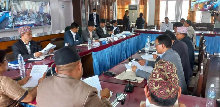 पराष्ट्रमन्त्रीसँग समावेशीबारे जानकारी लिँदै समिति