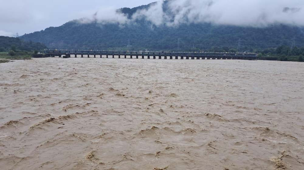 देशभर अधिकांश स्थानमा मध्यमसम्मको वर्षा, सावधानी अपनाउन आग्रह