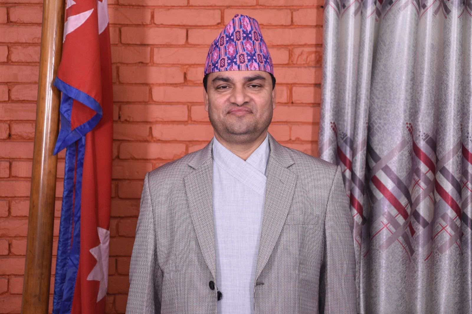 सुर्तीजन्य पदार्थबाट हुने क्यान्सर नियन्त्रणका लागि स्वास्थ्य मन्त्री प्रदीप पौडेलद्वारा शत प्रतिशत भागमा चेतावनीमूलक सन्देश छाप्नुपर्ने निर्देशिका स्वीकृत