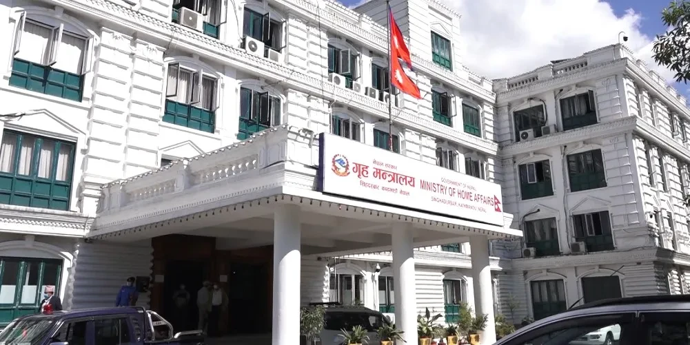 बंगलादेशको आन्दोलनको असर नेपालमा पनि पर्नसक्ने आंकलन गर्दै सीमा नाकामा कडाइ