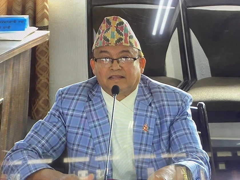 अर्को चुनावमा मौन अवधि नहुने, ३३ प्रतिशत महिला प्रत्यक्षमा उठाउनैपर्ने  कानुनको प्रस्ताव