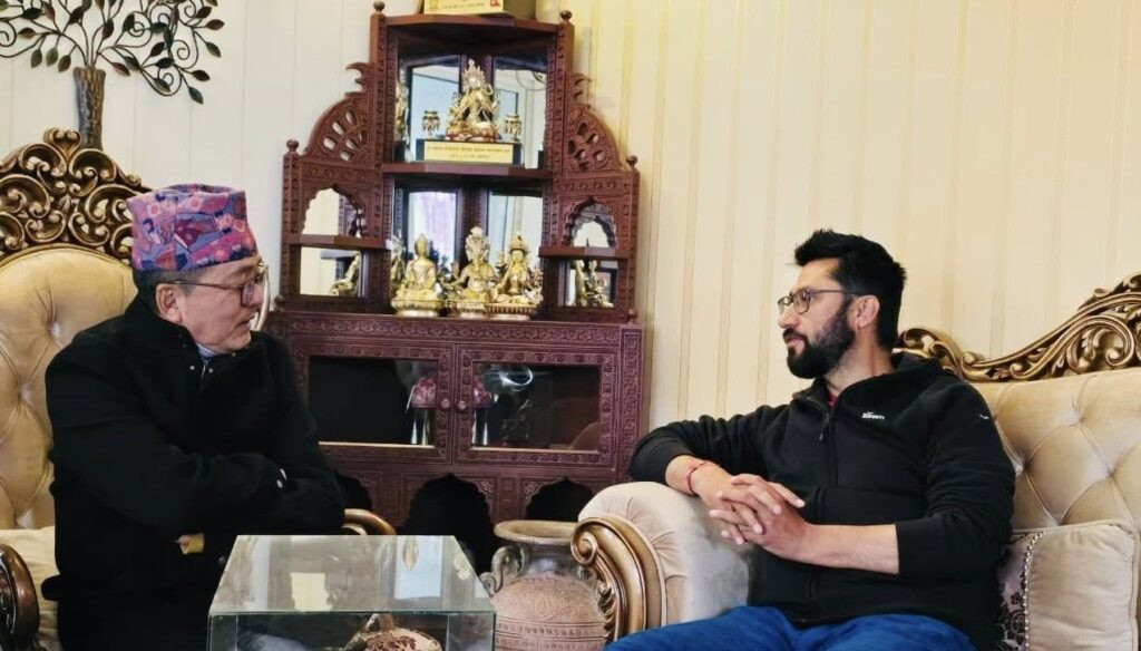 राप्रपा अध्यक्ष लिङ्देन र रास्वपा सभापति लामिछाने बिच भेटवार्ता