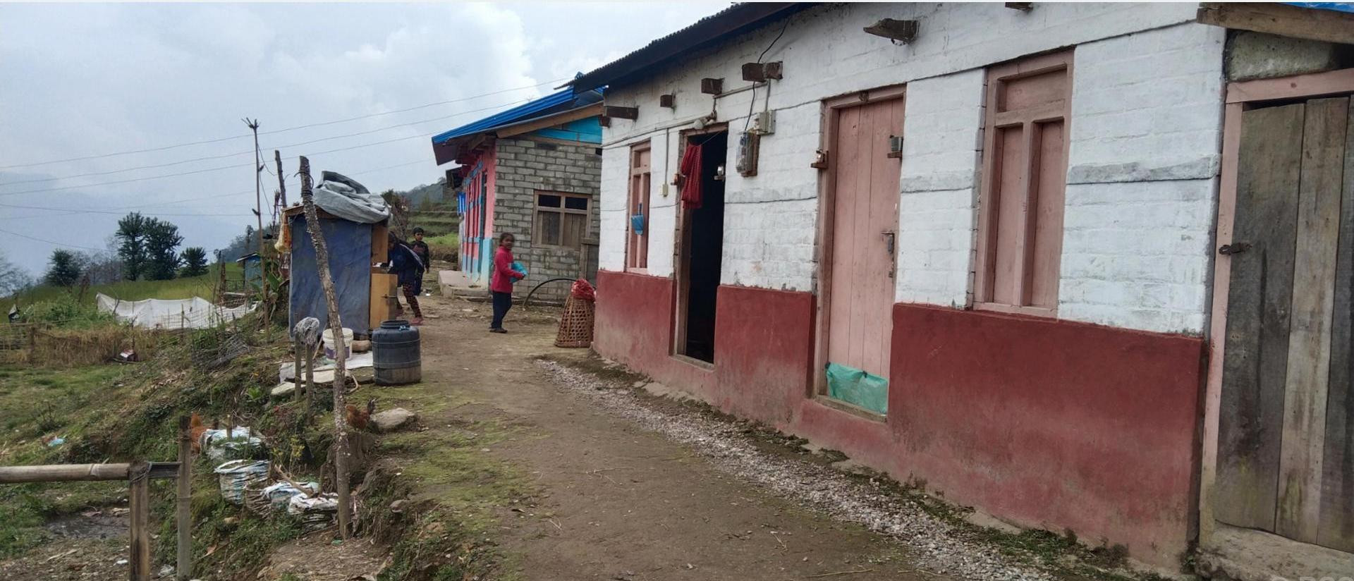 नमूना बस्तीमा समस्याका चाङ