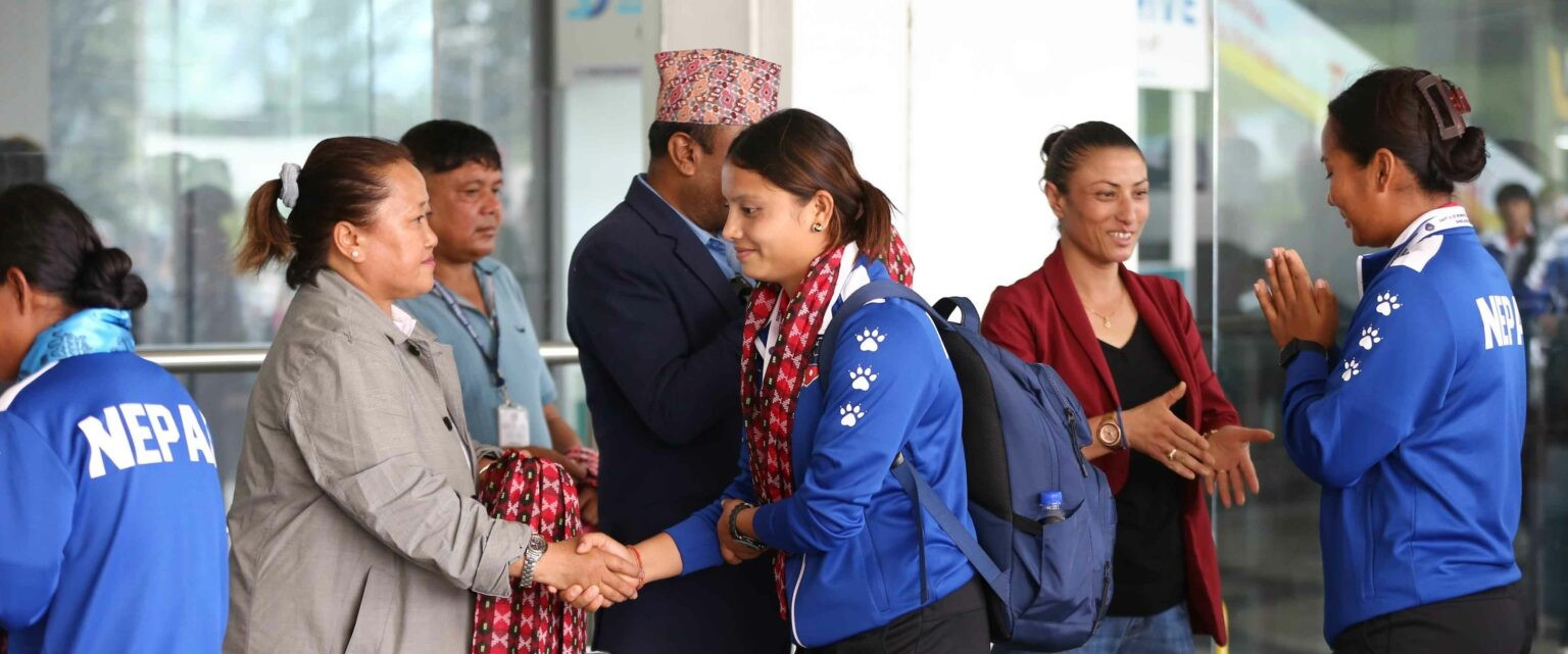 साफ यू-२० महिला च्याम्पियनसिप खेलेर फर्किएको टोलीलाई स्वागत