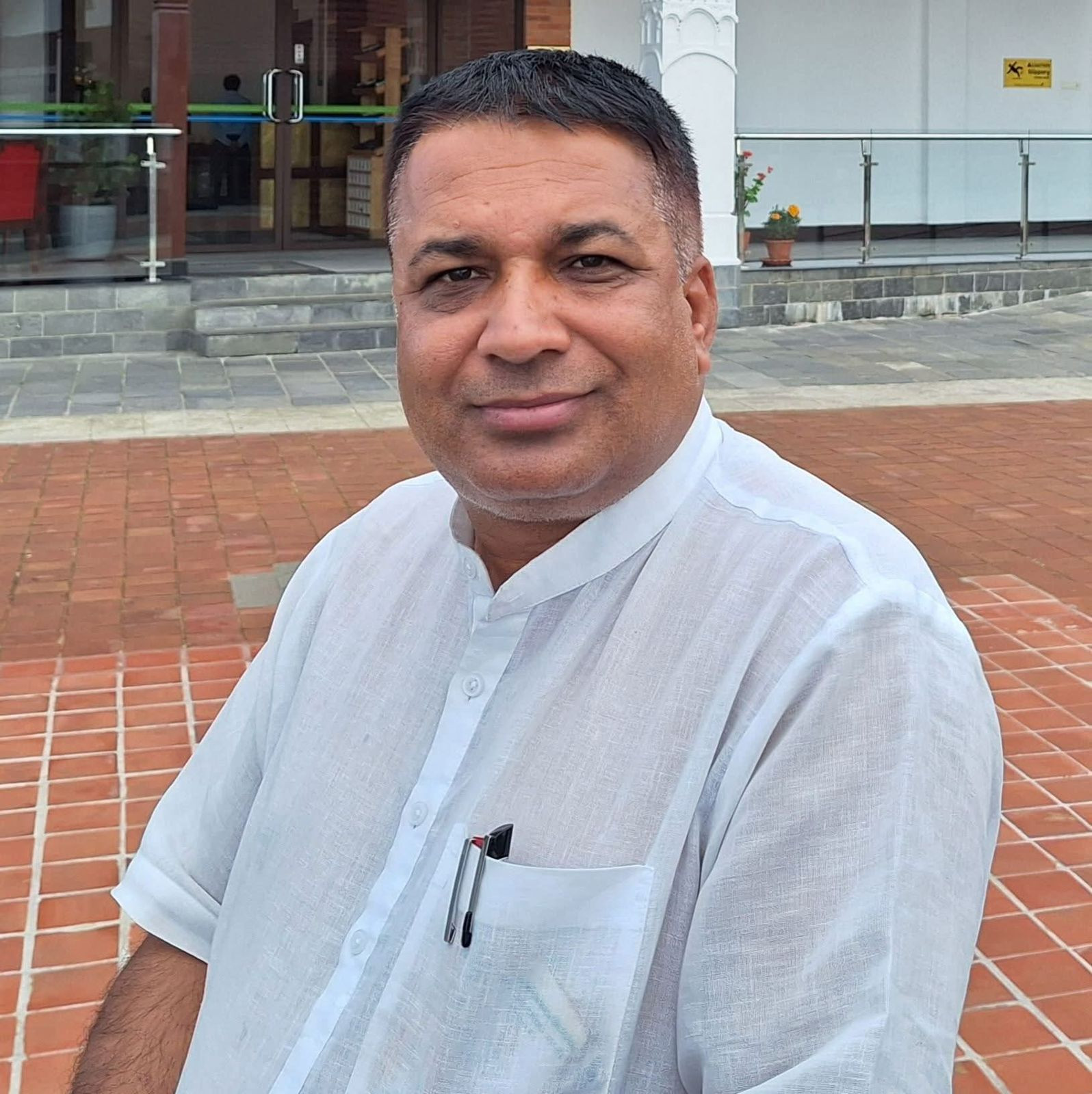 डेरी क्षेत्रका अगुवा दाहाल महासंघ निर्वाचनमा, निजी क्षेत्र सशक्त बनाउने प्रतिबद्धता