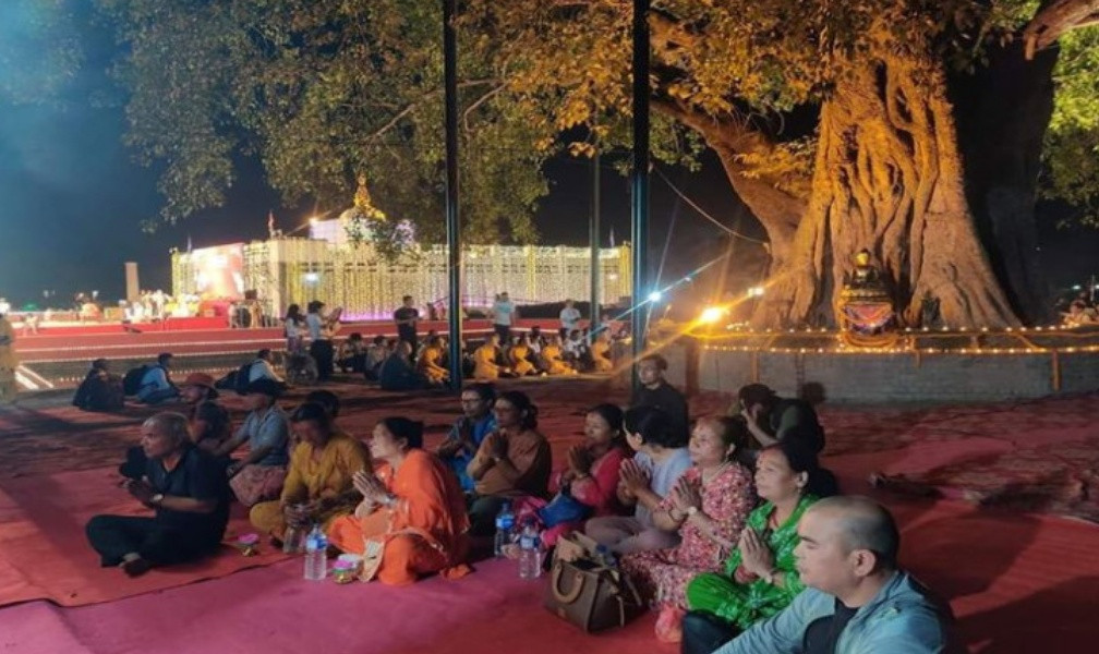 नारायणघाट–बुटवल सडकको दूरावस्थाले घटे लुम्बिनी जाने पर्यटक
