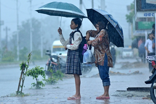 आजको मौसम : कोशी र गण्डकी प्रदेशमा भारी वर्षाको सम्भावना