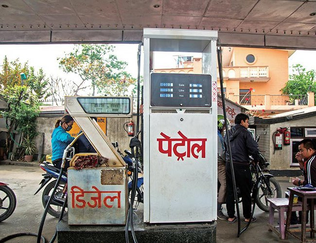 डिजेल र मट्टितेलको नयाँ भाउ, अब १५० देखि १५३ रुपैयाँसम्म पर्ने