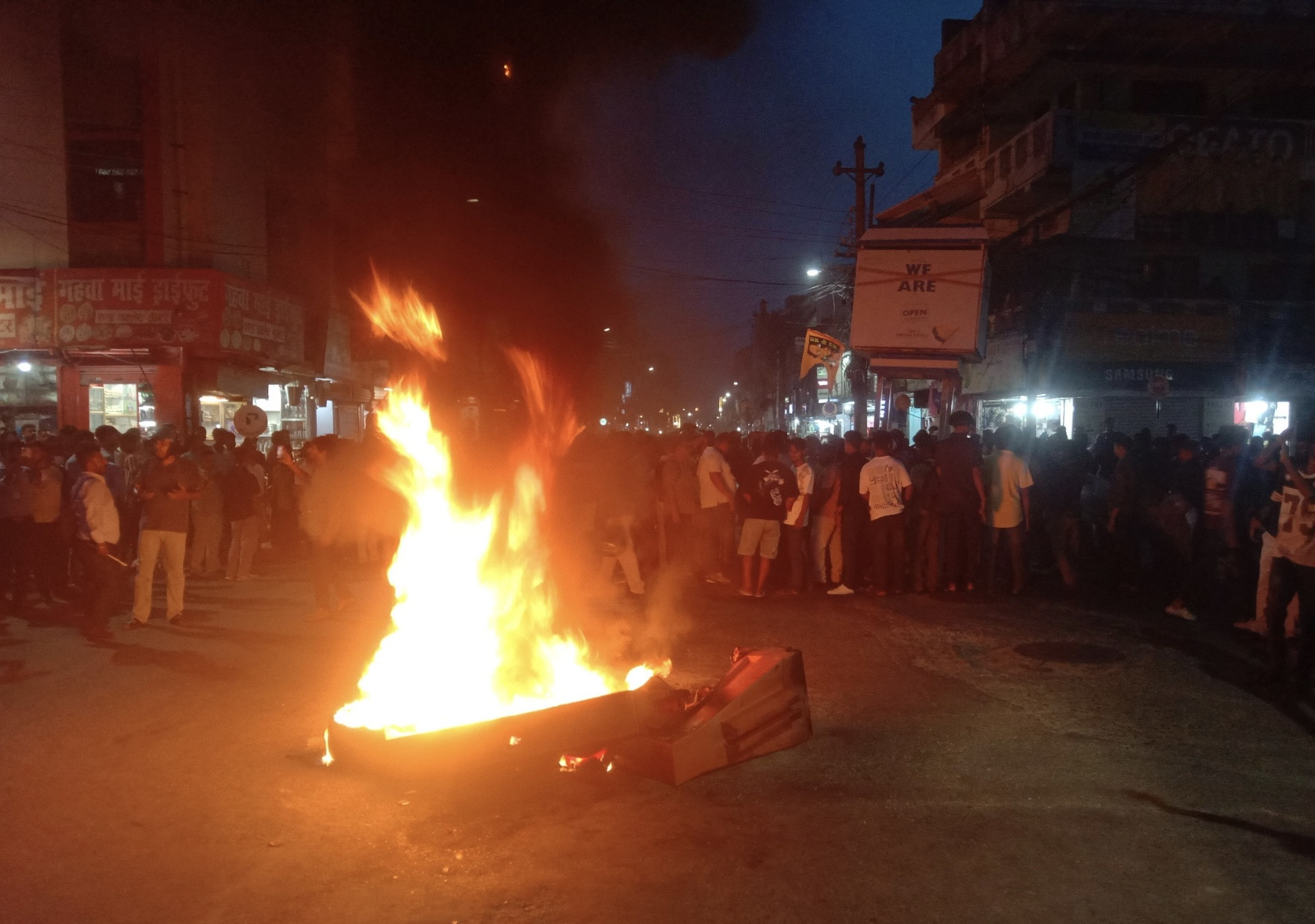 वीरगन्ज महानगरको बजार क्षेत्रमा भोलि बिहान ९ बजेसम्म कर्फ्यु