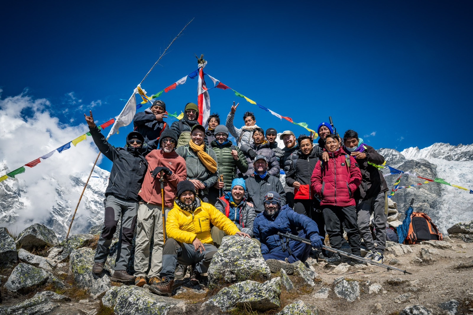 हिउँ, उचाइ र कागजातको त्रिकोण : सगरमाथामा फिल्मिङको वास्तविकता