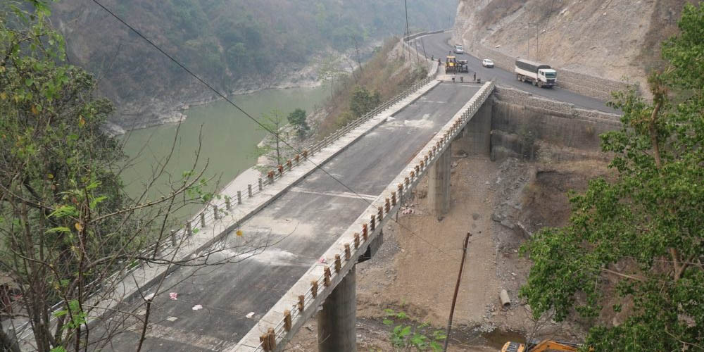 दशैंअघि नै नारायणगढ-मुग्लिन सडकका दुई पुल सञ्चालनमा ल्याइने