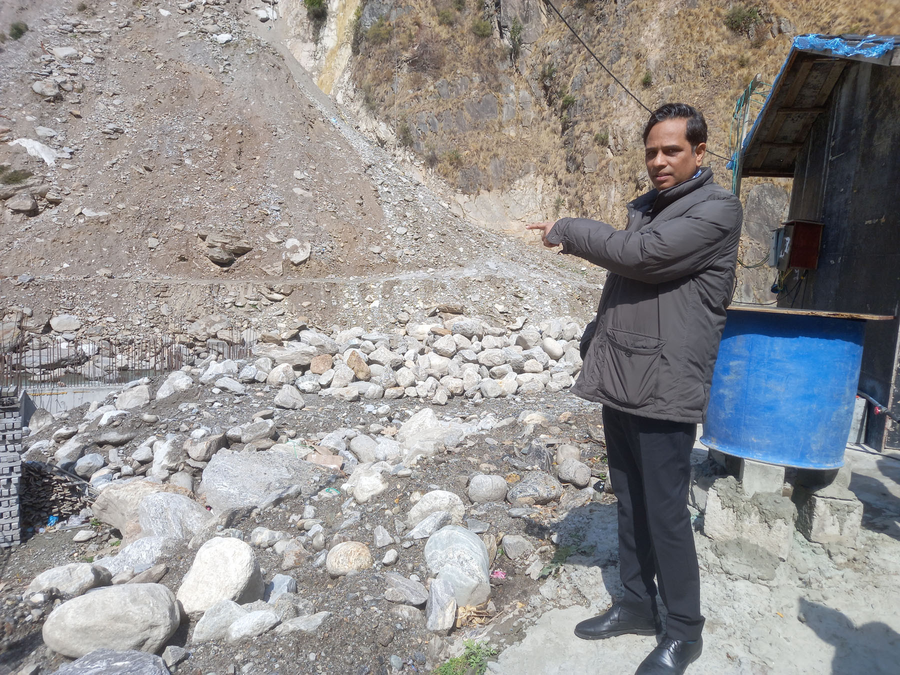 सुक्खा बन्दरगाहको स्थलगत निरीक्षण गरिँदै