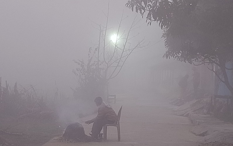 तराईका सबैजसो ठाउँमा लागेको बाक्लो हुस्सु र कुहिरो अझै केही दिन लम्बिने