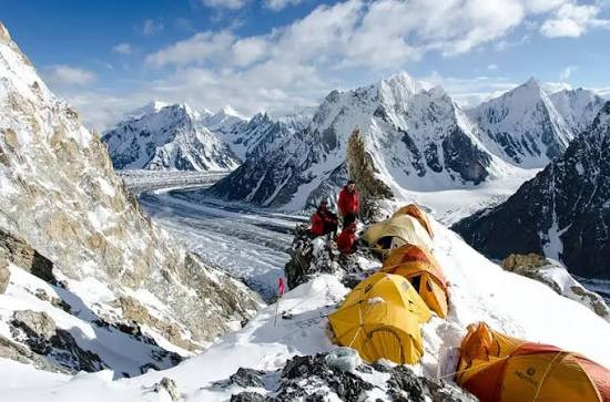 पाकिस्तान हिमपहिरोमा ज्यान गुमाएका तीन नेपालीको शव आज काठमाडौं ल्याइँदै