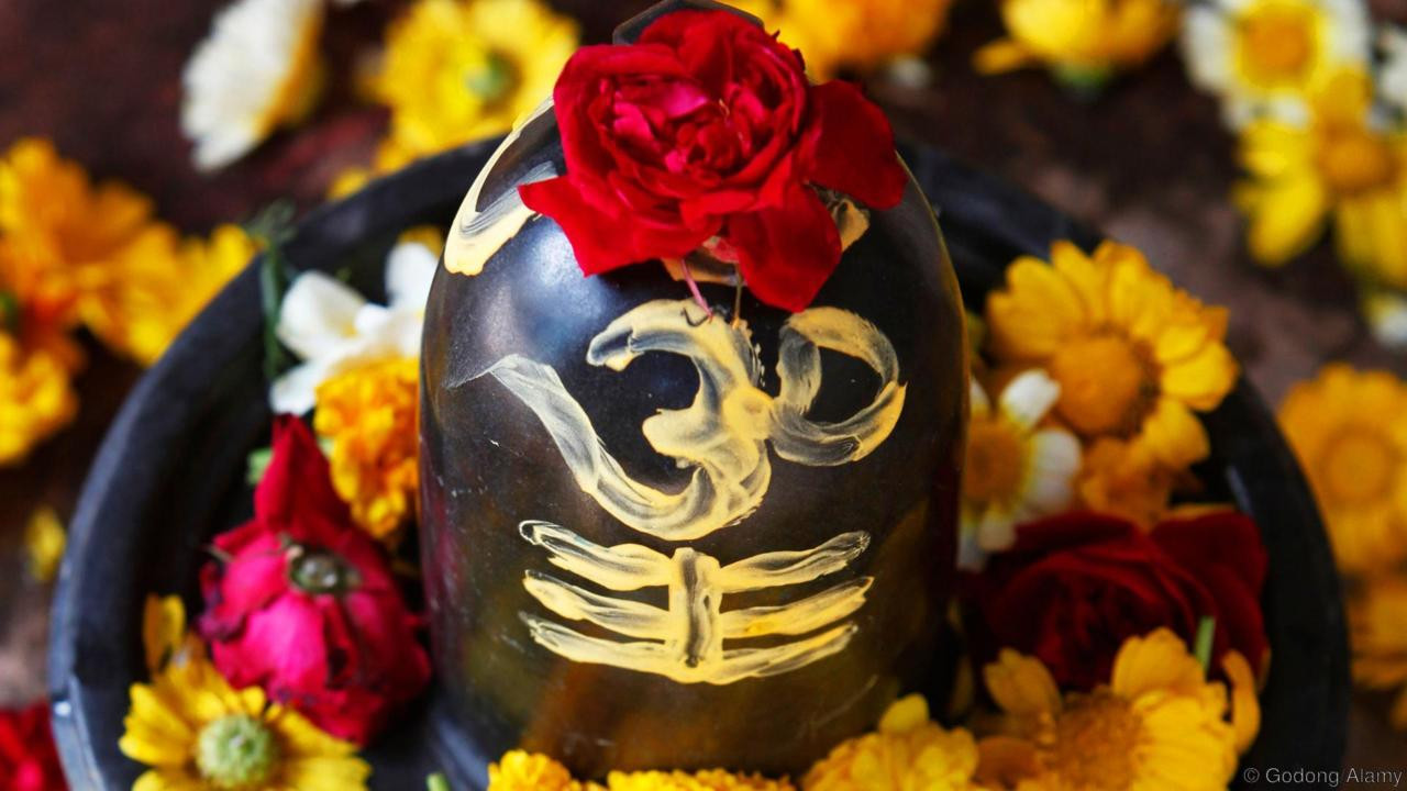 आज साउनको पहिलो सोमबार: भगवान् शिवको पूजाअर्चना तथा उपवास बसी मनाउँदै