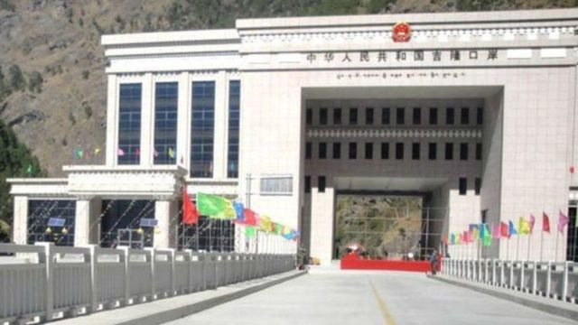 नागरिकताका आधारमा केरूङ पास