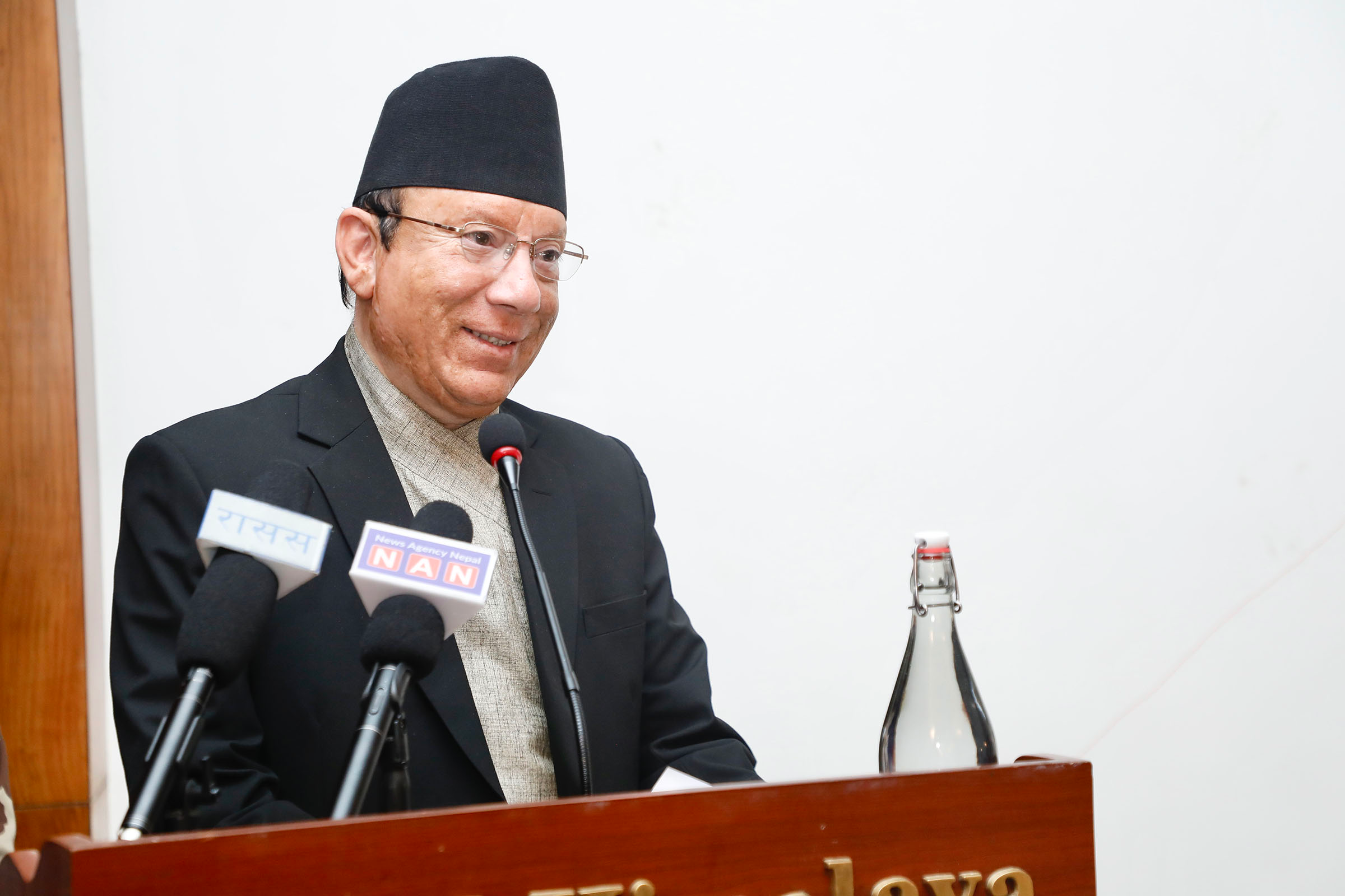 प्रधानन्यायाधीश राउत बेलायत जाँदै