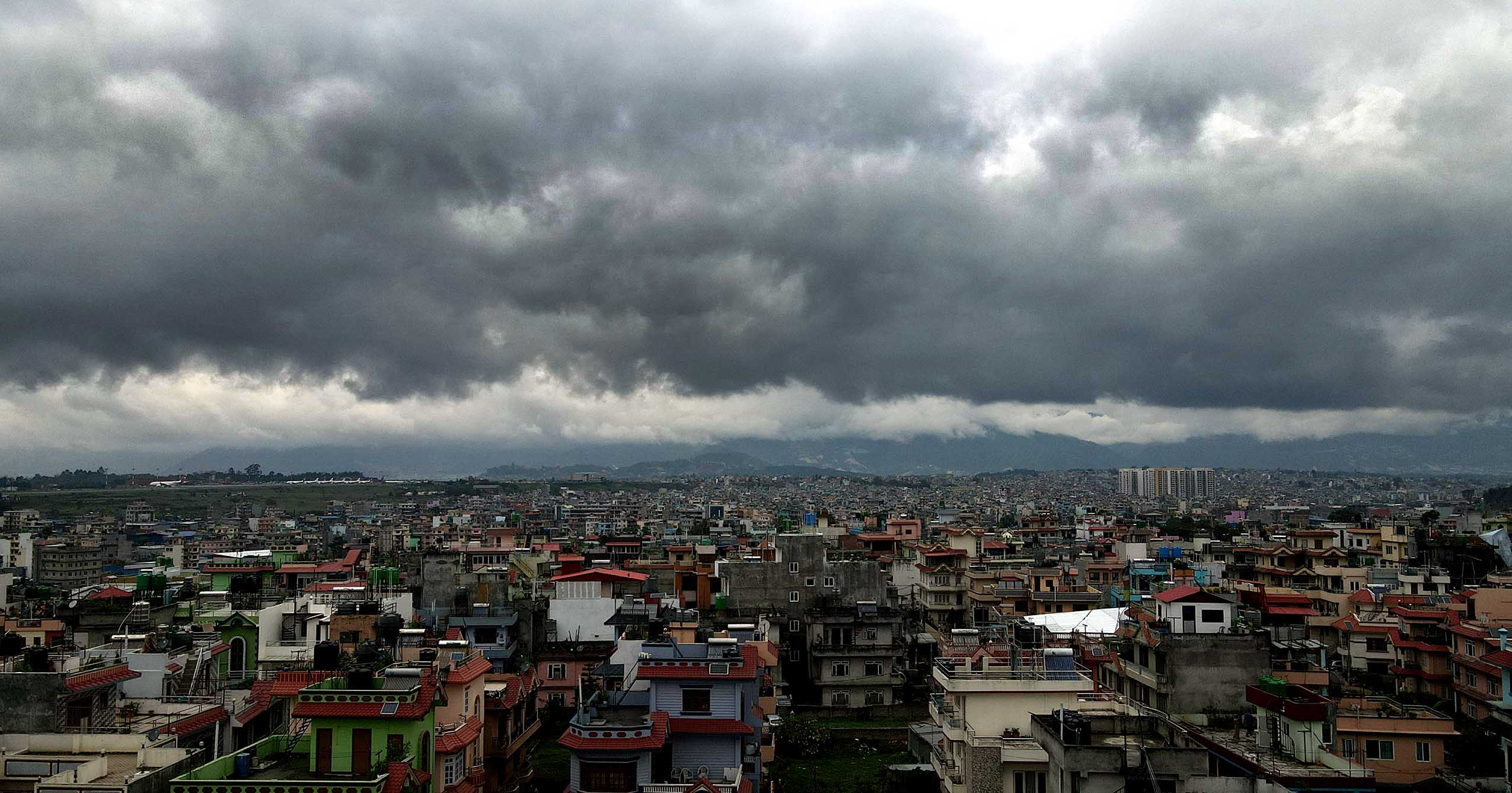 लगातारको वर्षापछि देशभरको मौसम क्रमिक रूपमा सुधार हुँदै