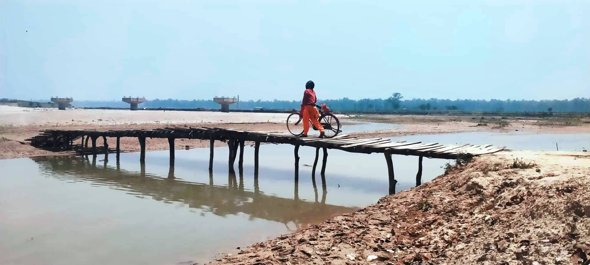 नेपालमै छ यस्तो ठाउँ, जहाँ नदी तर्न शुल्क लाग्छ