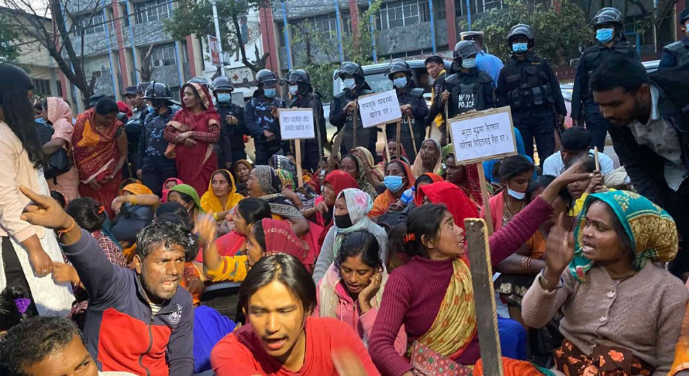 मिटरब्याजी र सरकारबीचको वार्ता भंग, माग सम्बोधन नभएको आरोप