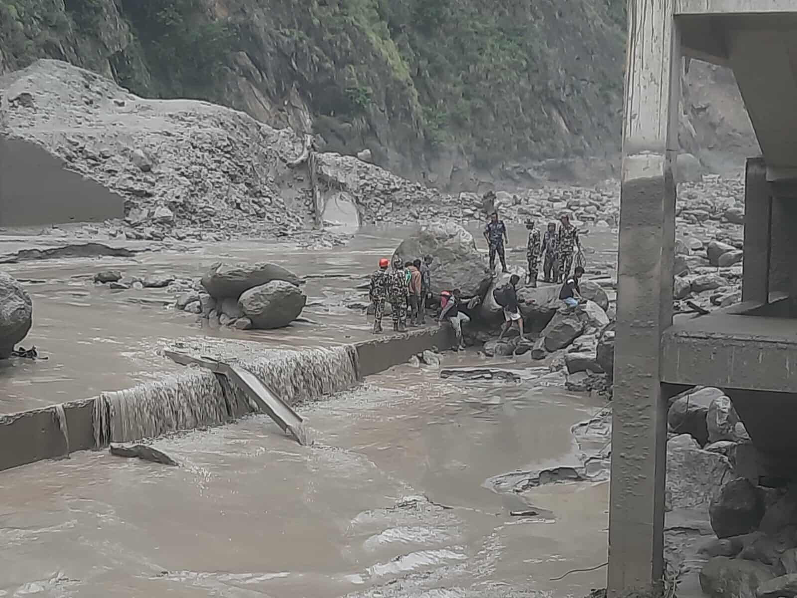 रसुवामा बाढी : बेपत्ता हुनेको संख्या १८ पुग्यो
