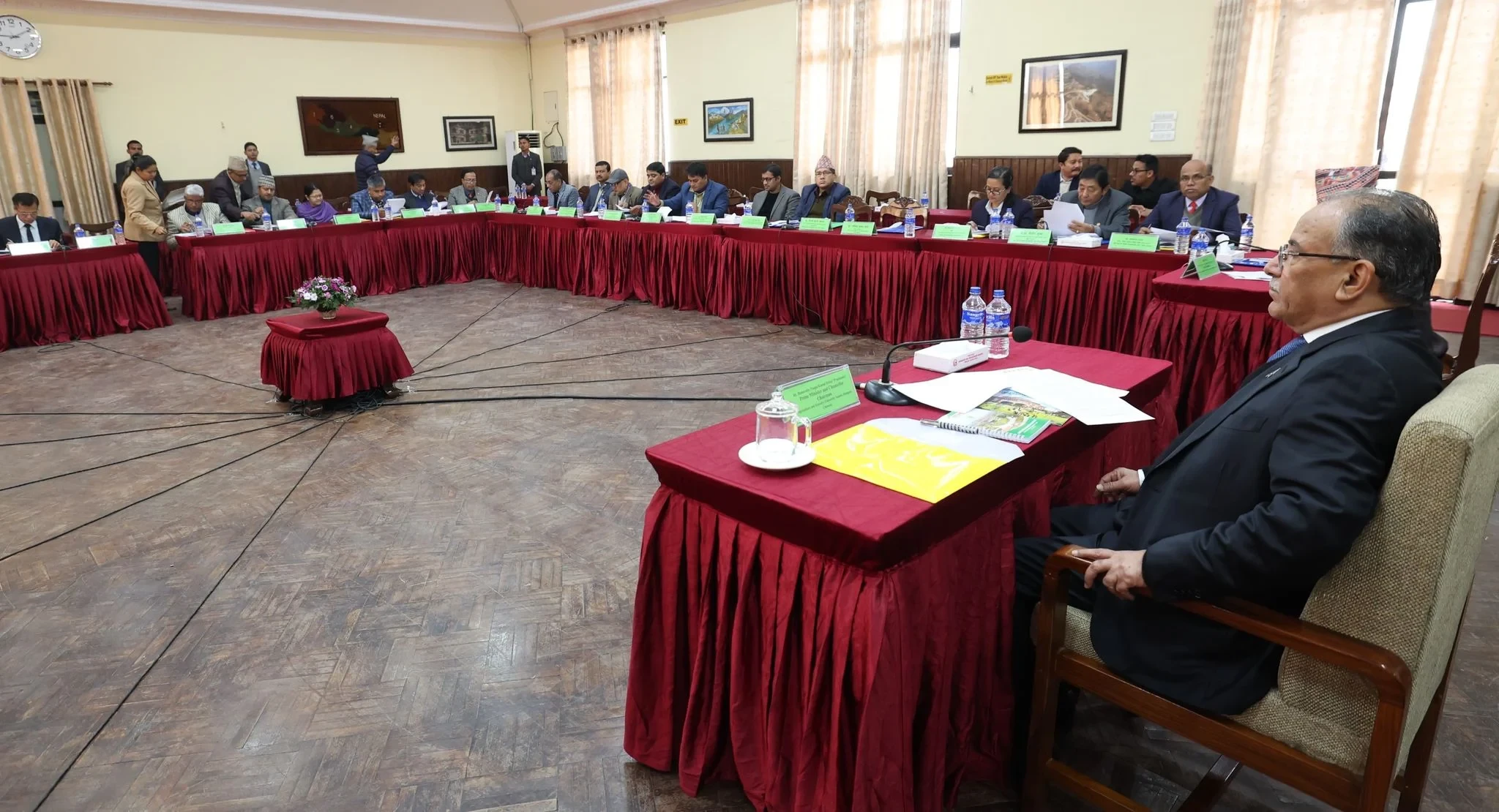 पलायन भइरहेका विद्यार्थीलाई स्वदेशमै आकर्षित गर्नु छ : प्रधानमन्त्री