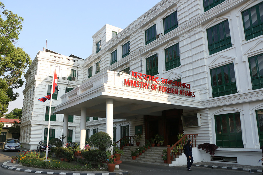 पश्चिम एसियामा रहेका नेपालीको उद्धार र आवागमन सहज बनाउन विशेष उडानको व्यवस्था