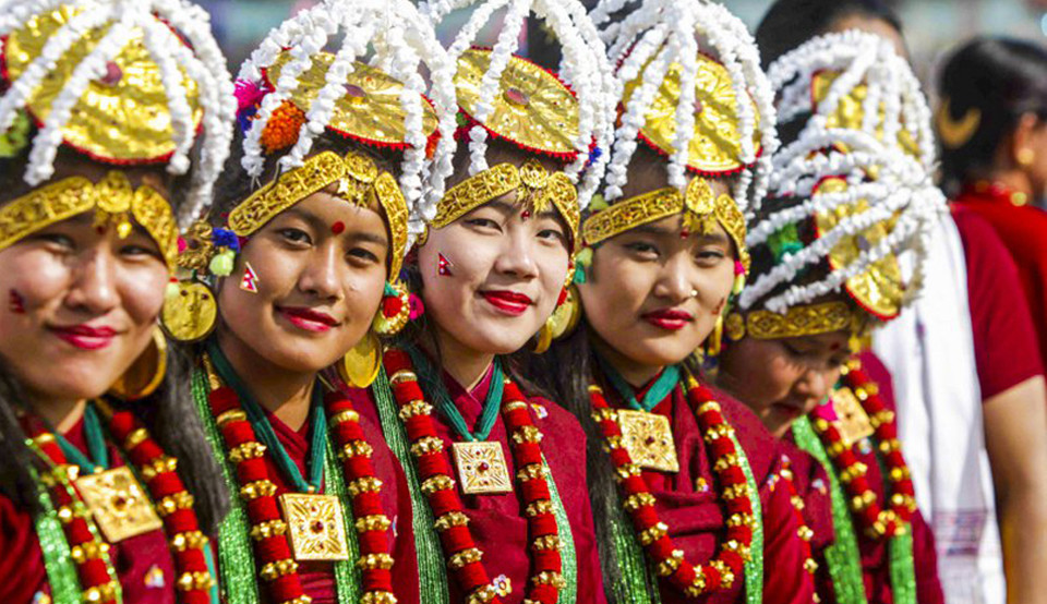 गुरुङ समुदायले पुरानो वर्षलाई बिदाइ गरी नयाँ वर्षलाई स्वागत गरेर आज तमु ल्होसार पर्व मनाउँदै