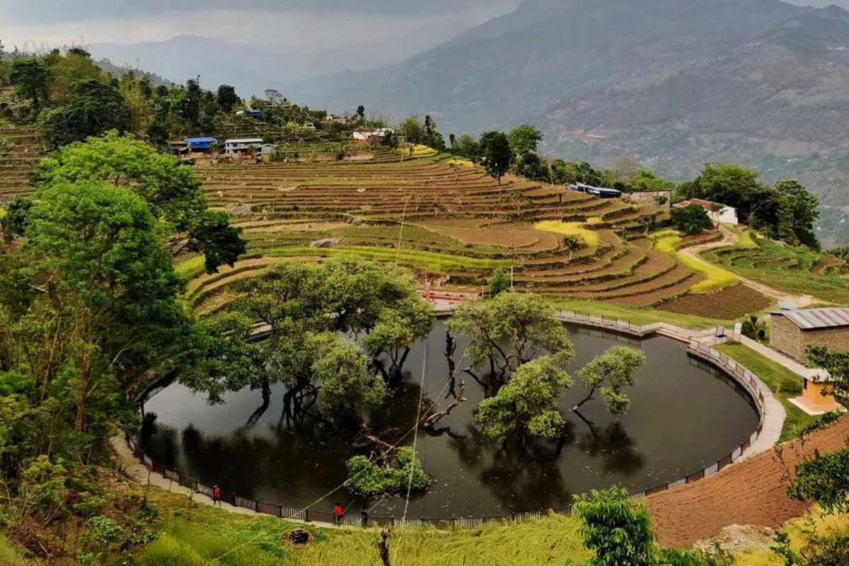 पर्यटकको आकर्षण बन्दै तालबाराही सन्ध्याआरती