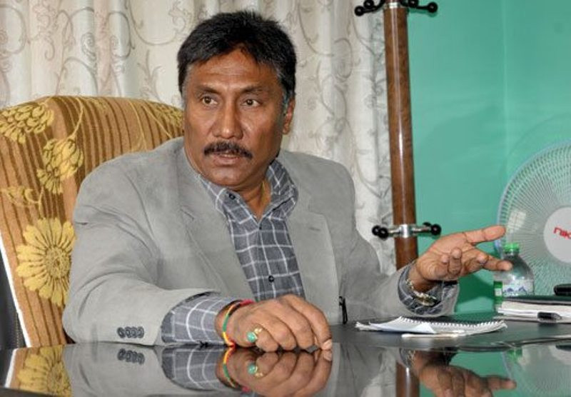 नेपालसँग दौत्य सम्बन्ध भएका मुलुकमा नेपाली श्रमिक जान पाउनुपर्छः मन्त्री भण्डारी