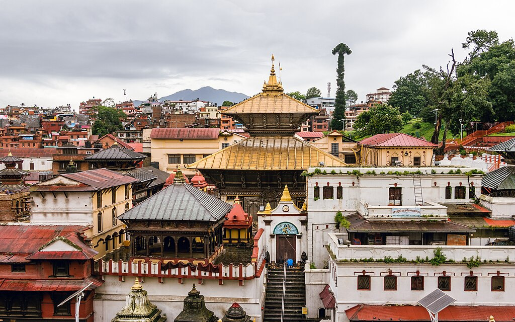 पशुपति क्षेत्रमा प्रहरीको अपरेशन: ४० जना भन्दा बढी प्रहरीको नियन्त्रणमा