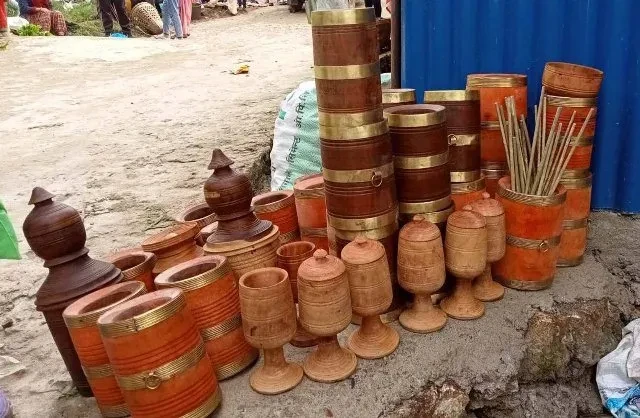 काठका सामग्रीको प्रयोग घट्दै