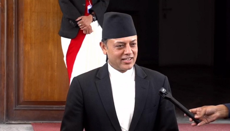 सदनको मर्यादा जोगाउने प्रतिबद्धता: सभामुखमा डोलप्रसाद अर्याल