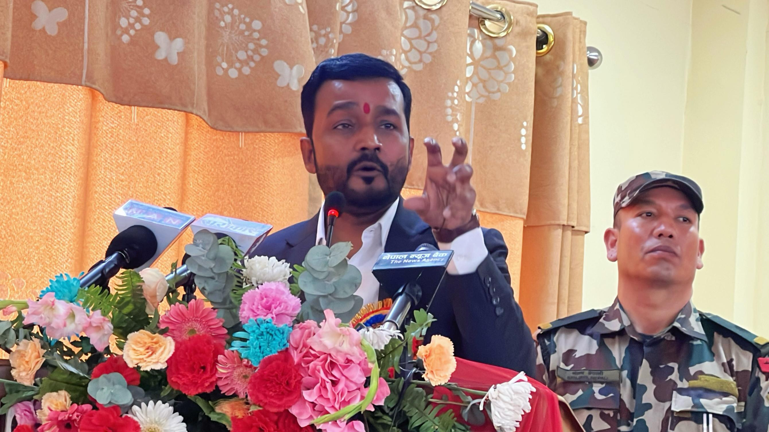 घाटामा रहेका खानेपानी संस्थानलाई नाफामा ल्याएरै छोड्छौँ : मन्त्री यादव