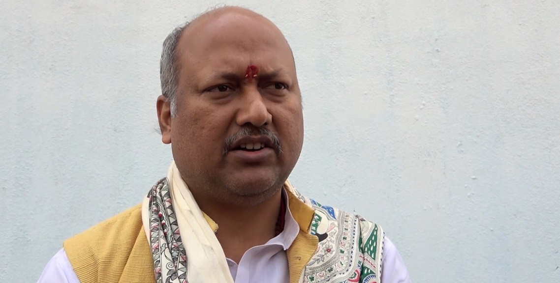 सतिशकुमार सिंहले गरे मधेस प्रदेश सभाको रोष्टमबाटै राजीनामा घोषणा