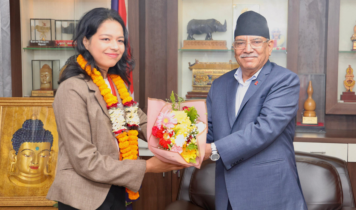 पलेशाको जीतले विश्वभरका नेपालीले गौरव गर्न पाए :प्रचण्ड